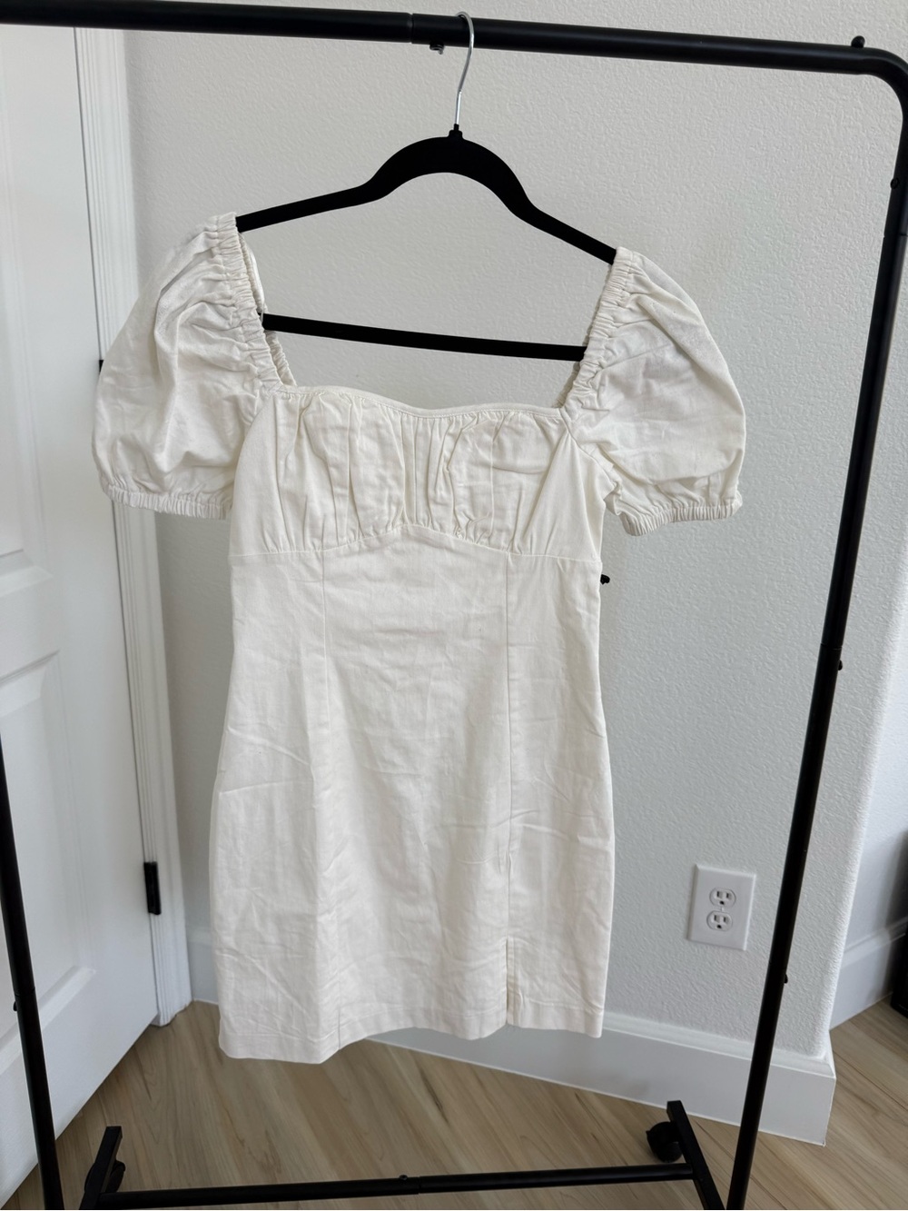 Astr Puff Sleeve Square Neck White Mini Dress